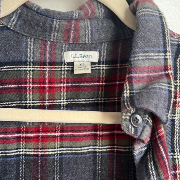 LL Bean Flannel - Picture 2 of 2